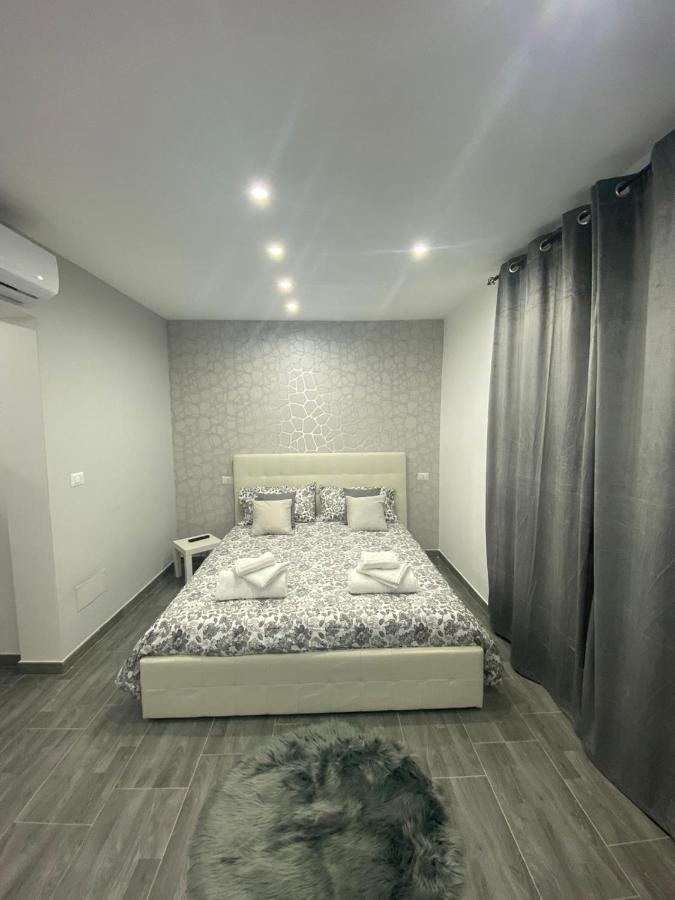Suite Nicolai 165 Барі Екстер'єр фото