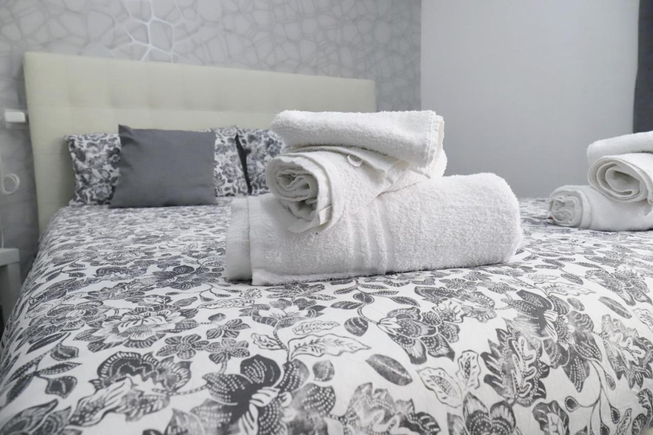 Suite Nicolai 165 Барі Екстер'єр фото
