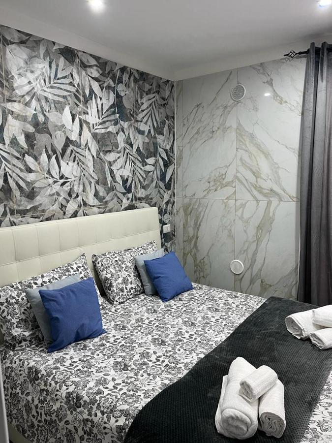 Suite Nicolai 165 Барі Екстер'єр фото
